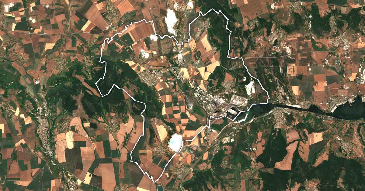 Image satellite avec la limite tracée: Devnya
