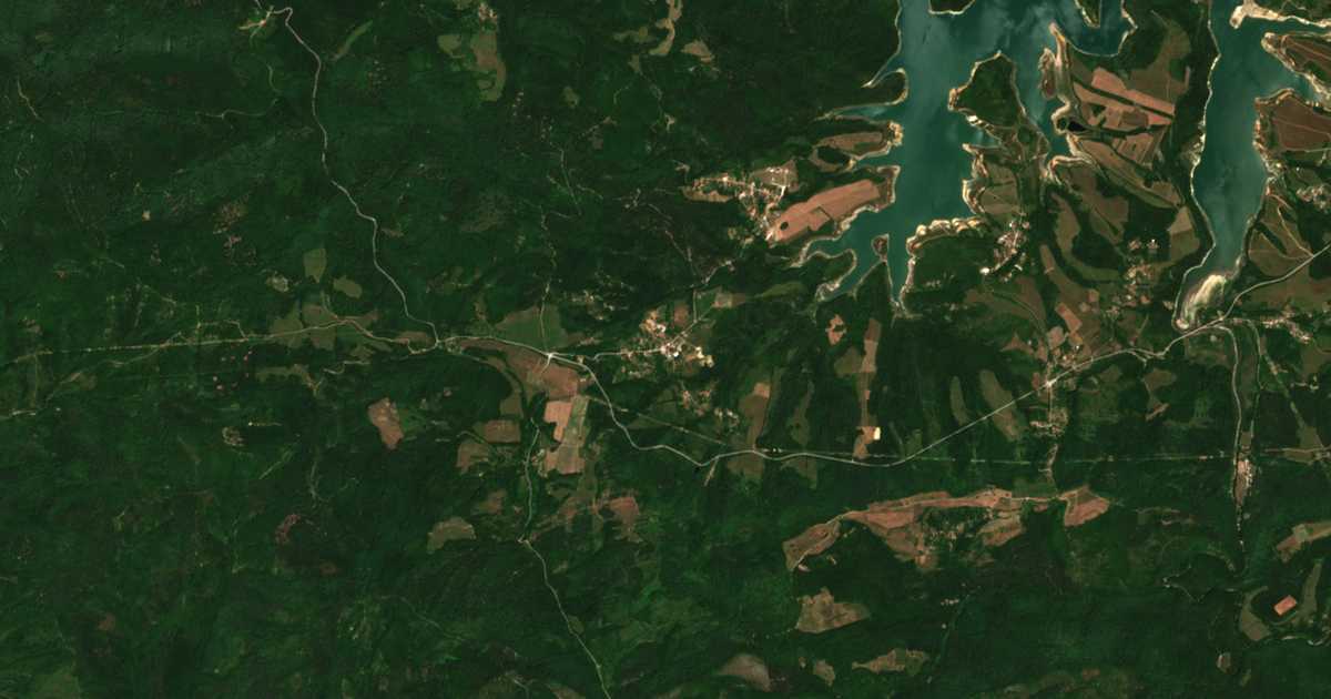 Carte satellite de Sredni kolibi