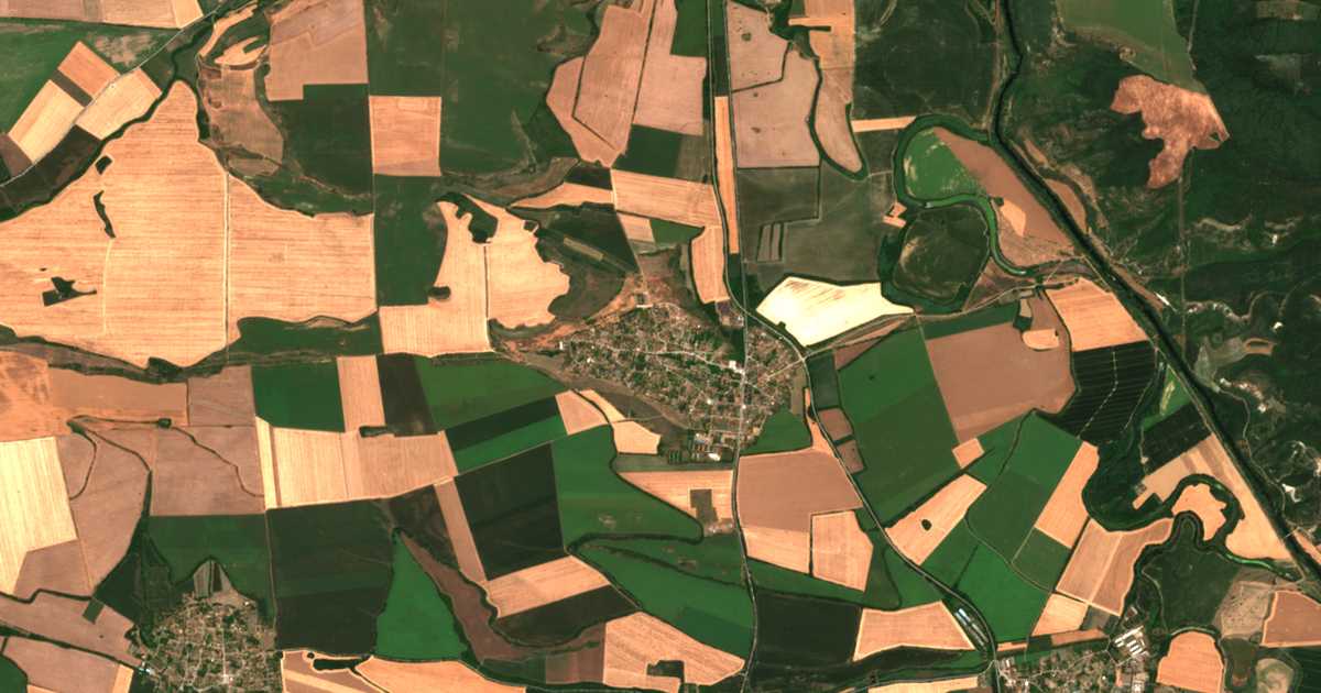 Carte satellite de Kutsina