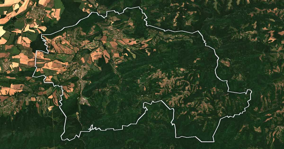 Image satellite avec la limite tracée: Zlataritsa