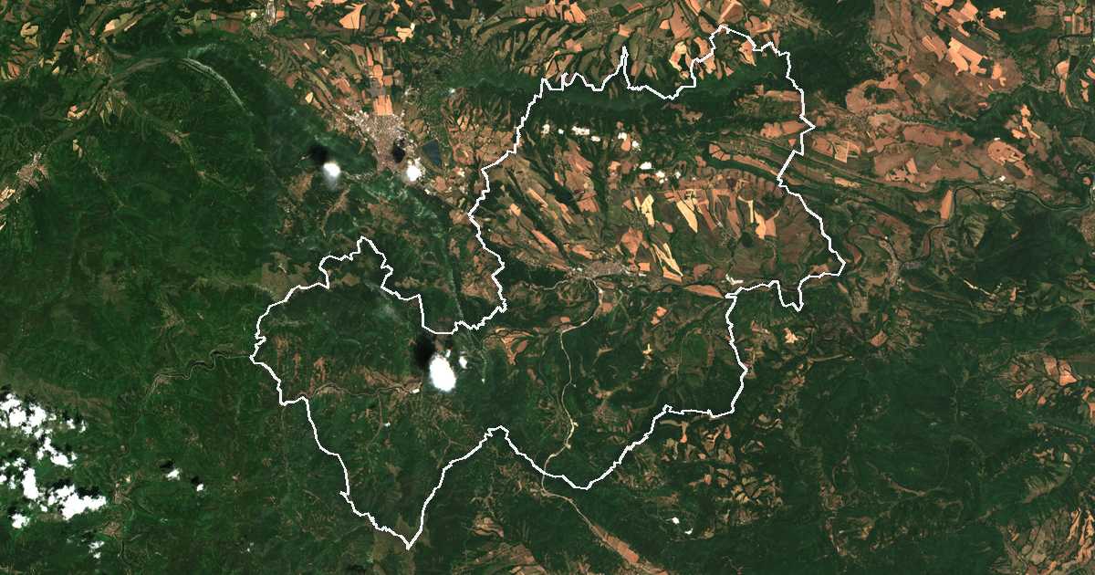 Image satellite avec la limite tracée: Mezdra