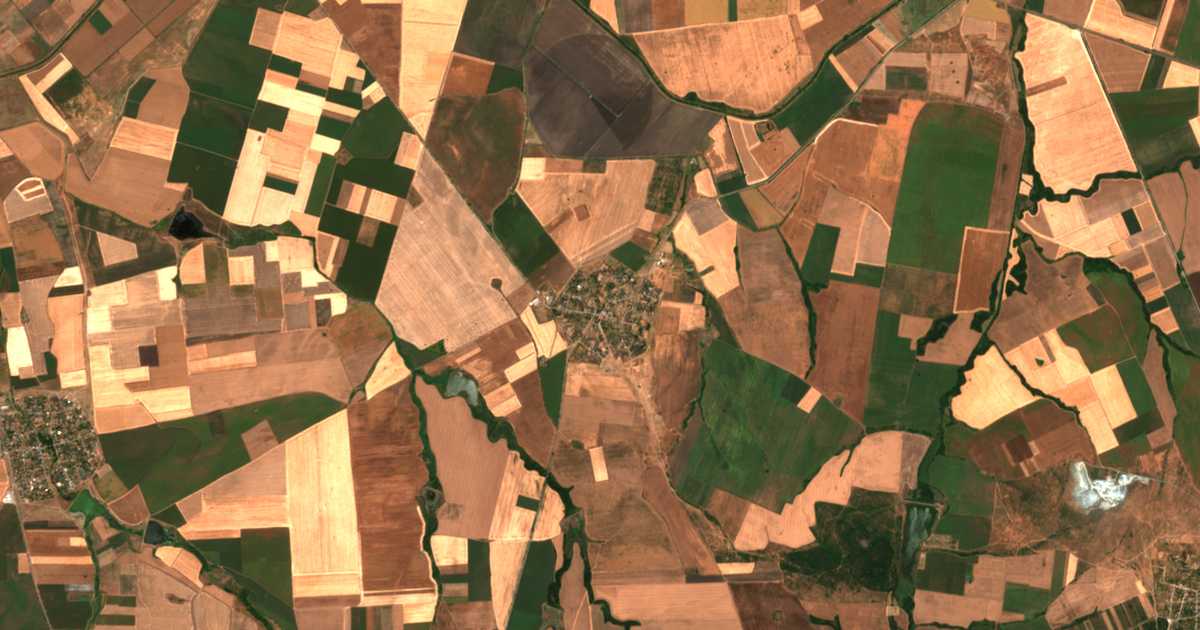 Carte satellite de Dzhinot