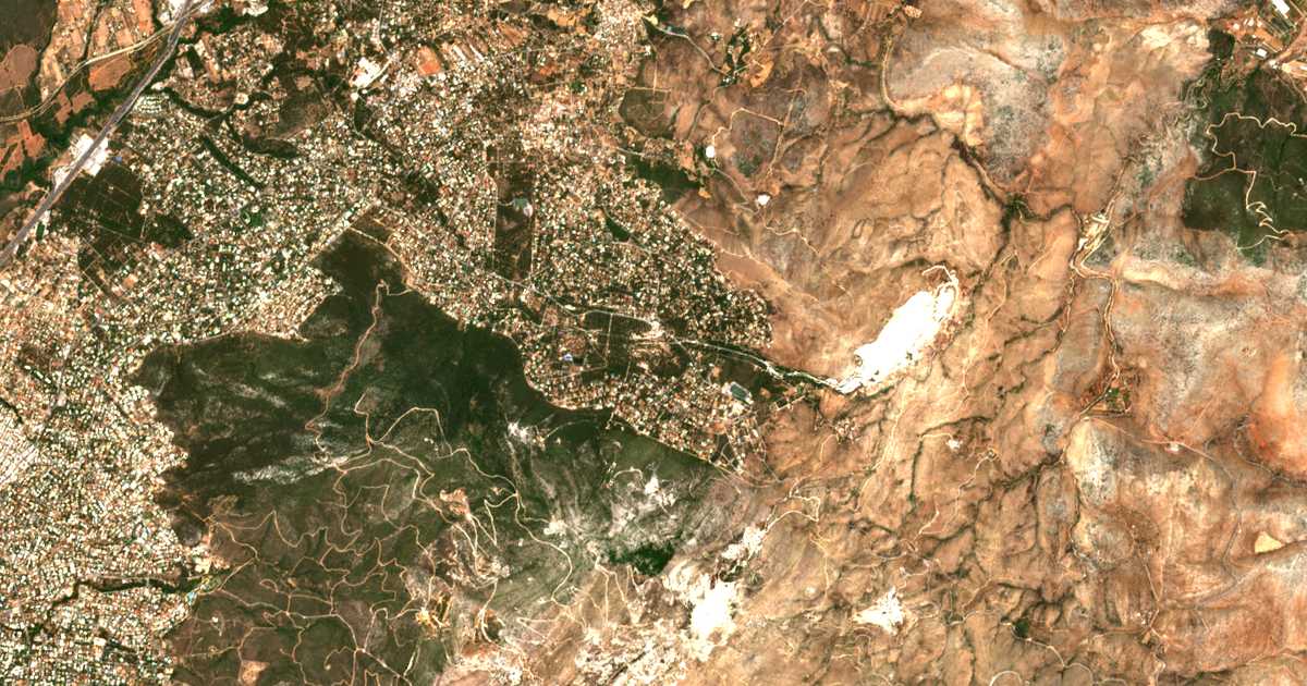 Carte satellite de Diónysos