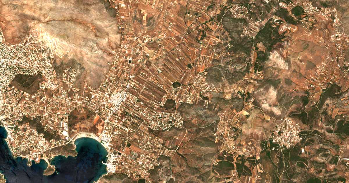 Carte satellite de Agíasma