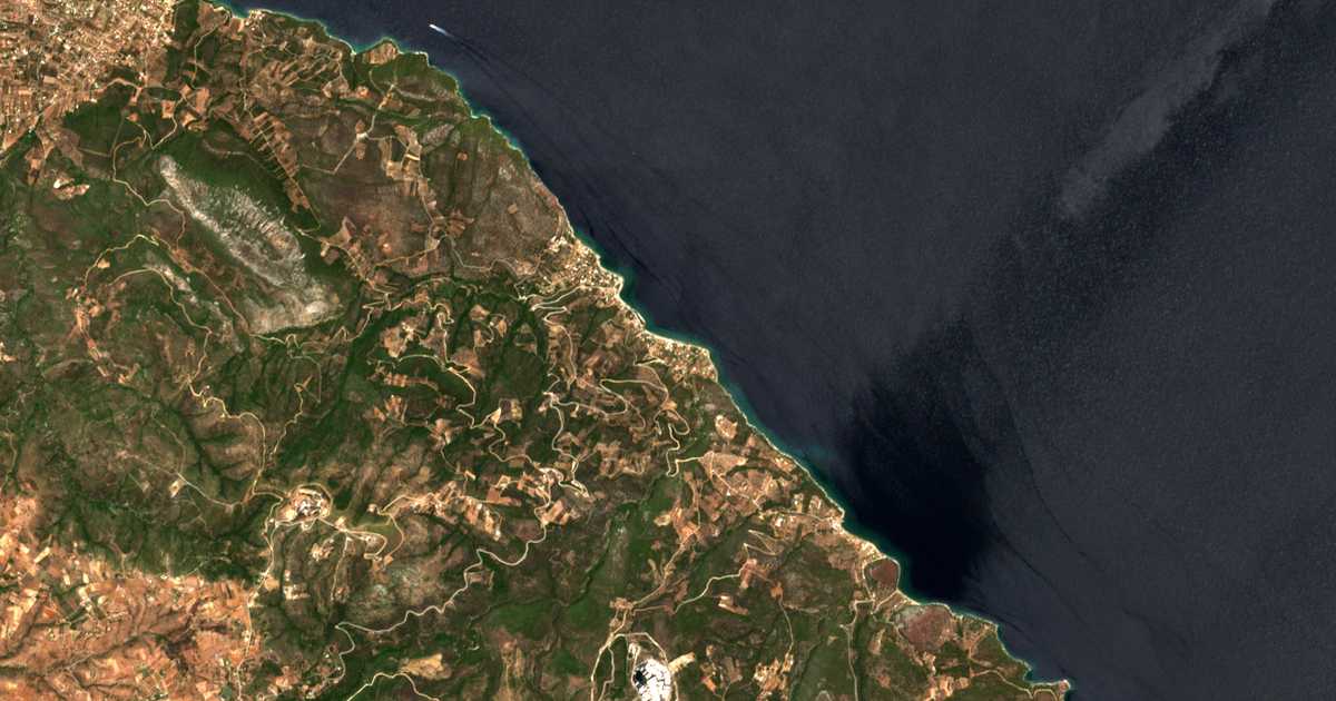 Carte satellite de Ágioi Dimítrios Kai Panteleímon