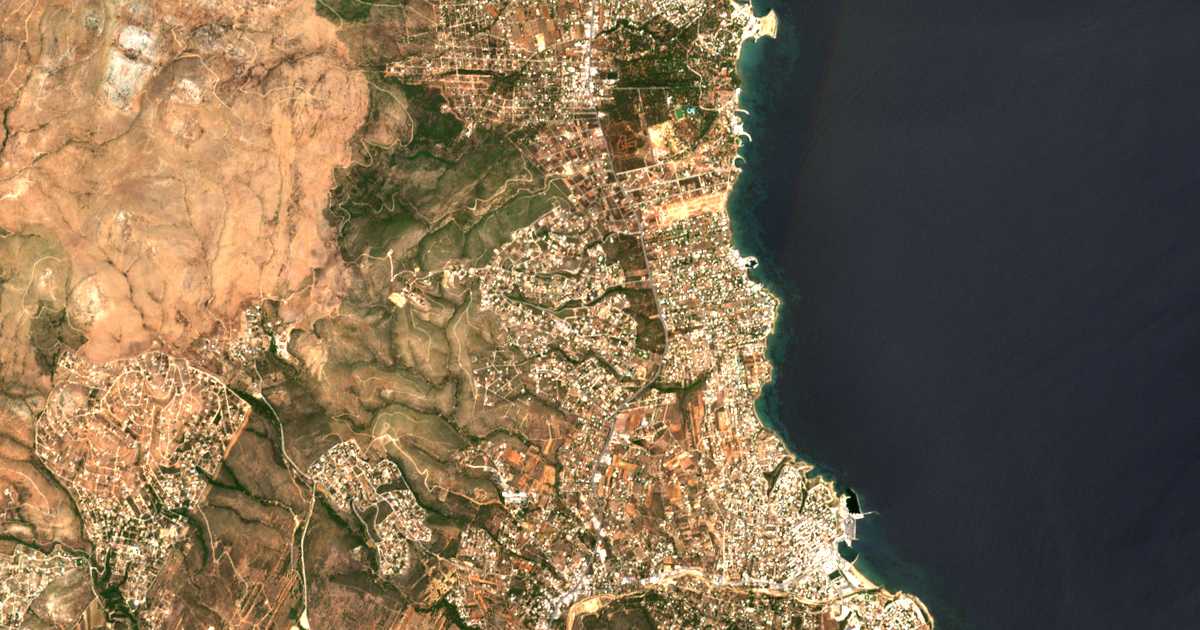 Carte satellite de Néos Voutzás