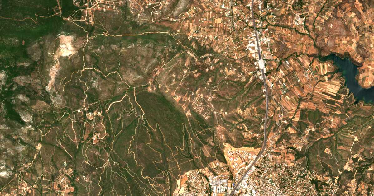 Carte satellite de Drossopigí