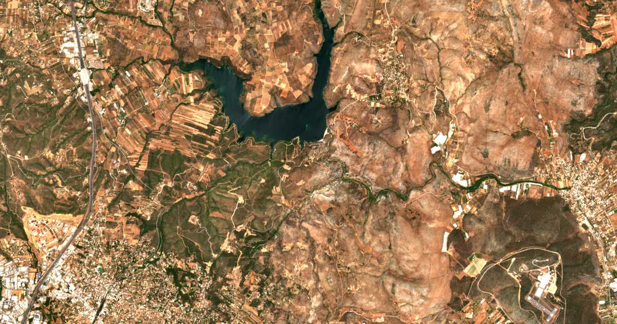 Carte satellite de Límni Marathónos