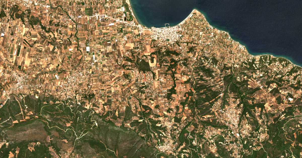 Carte satellite de Néa Politía