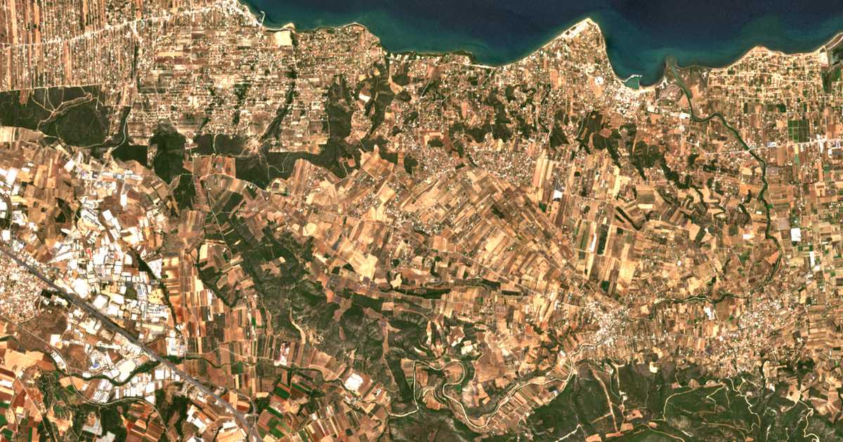 Carte satellite de Néo Sykámino