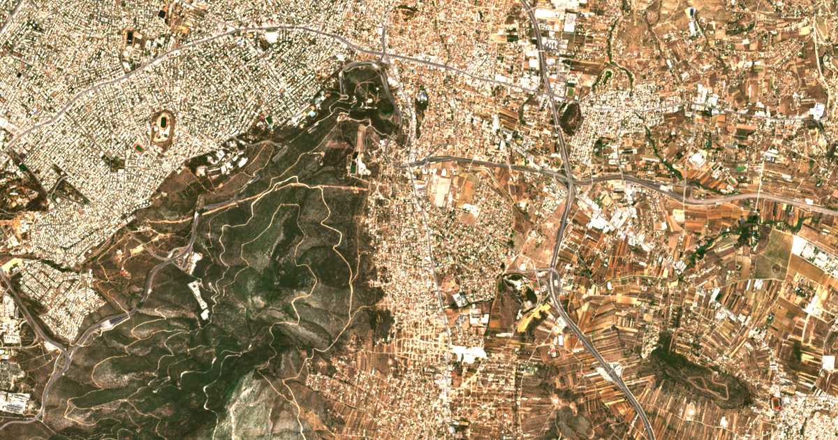 Carte satellite de Glyká Nerá