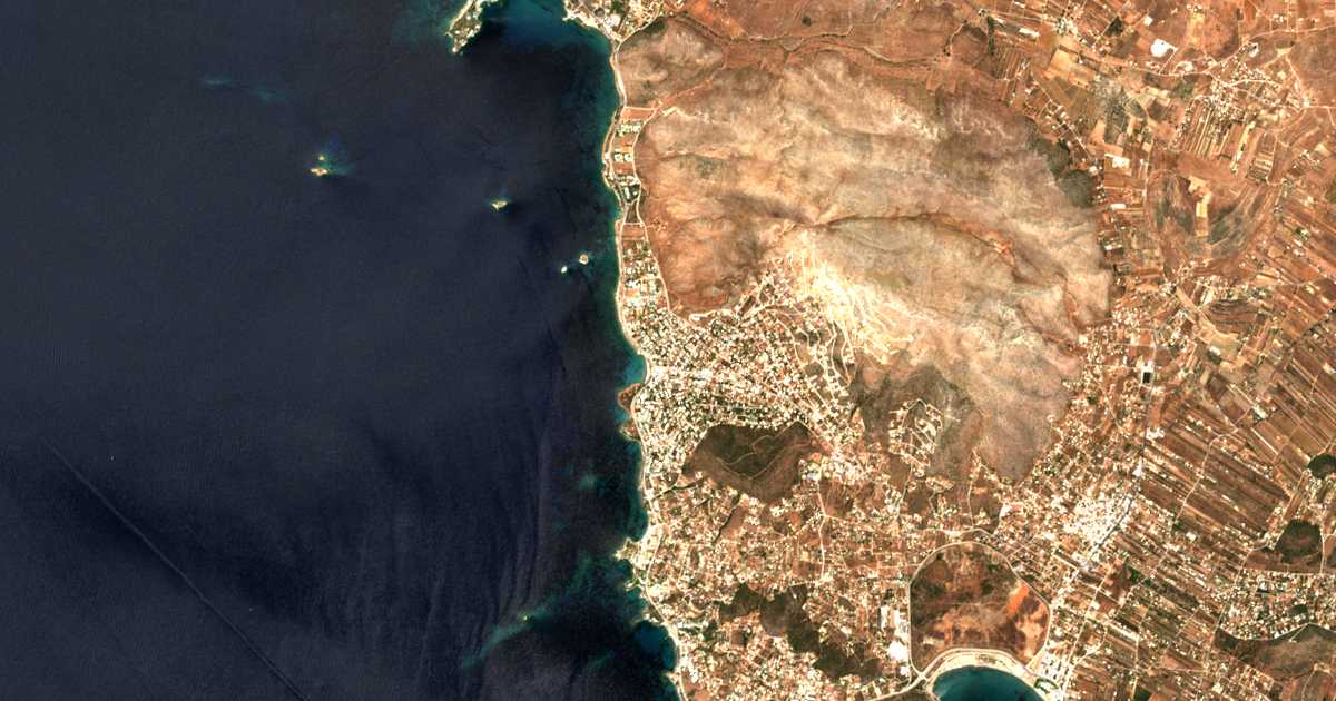Carte satellite de Saronída