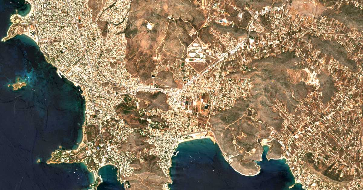 Carte satellite de Vári