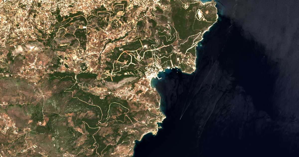 Carte satellite de Agía Marína