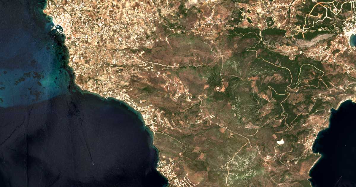 Carte satellite de Tzíkides