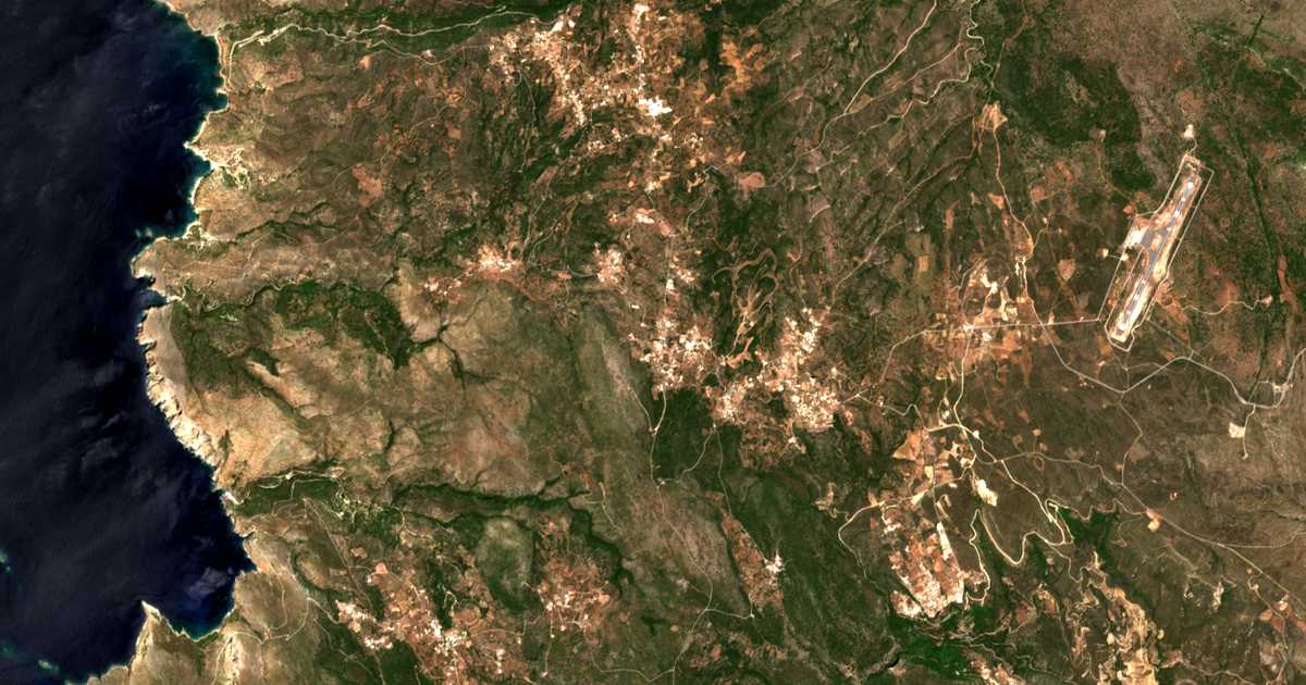 Carte satellite de Aroniádika