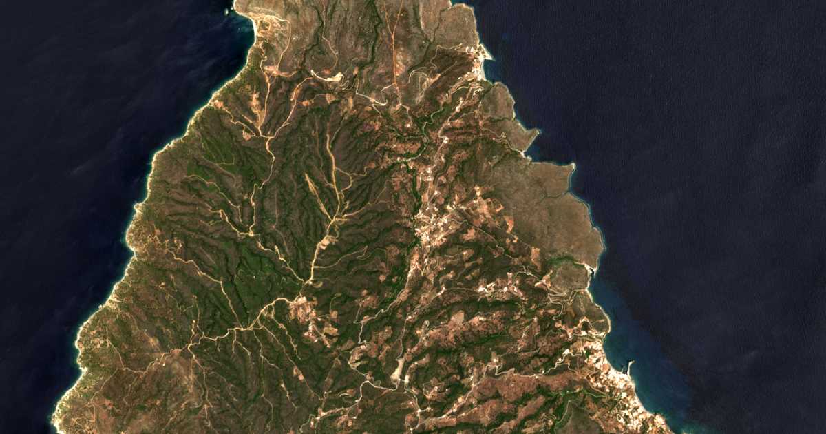 Carte satellite de Karavás