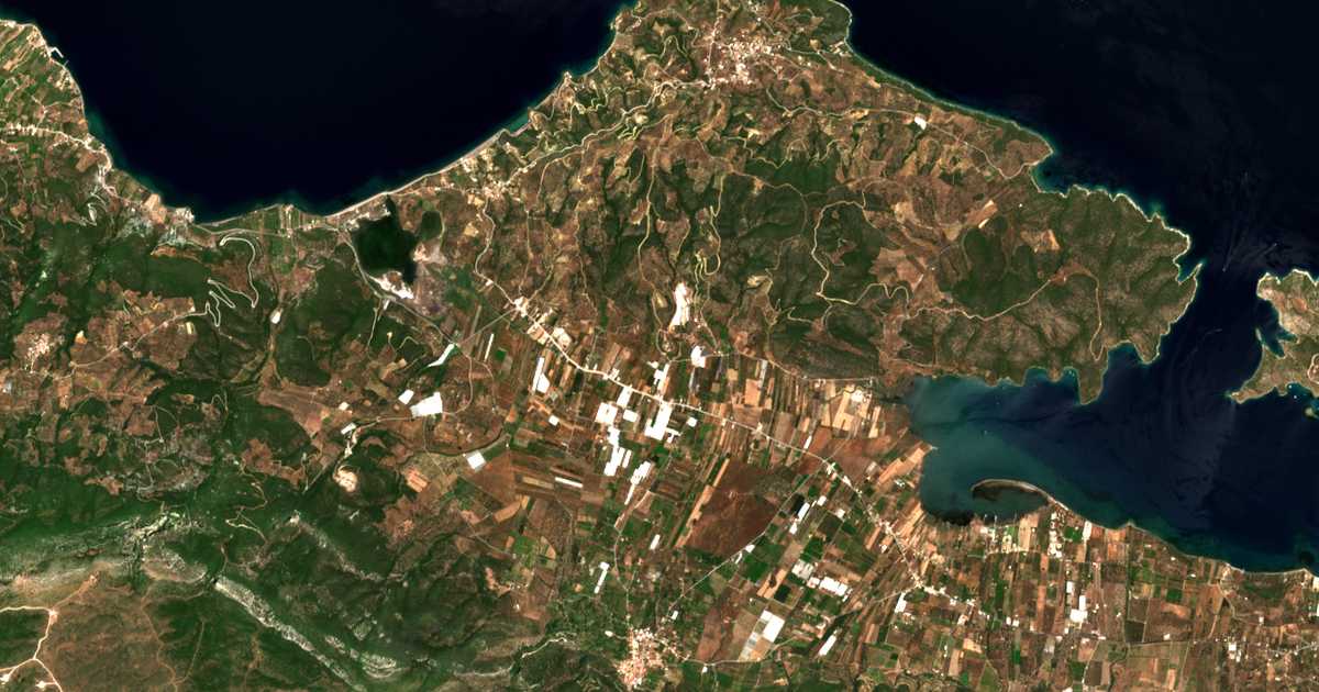 Carte satellite de Ágios Konstantínos