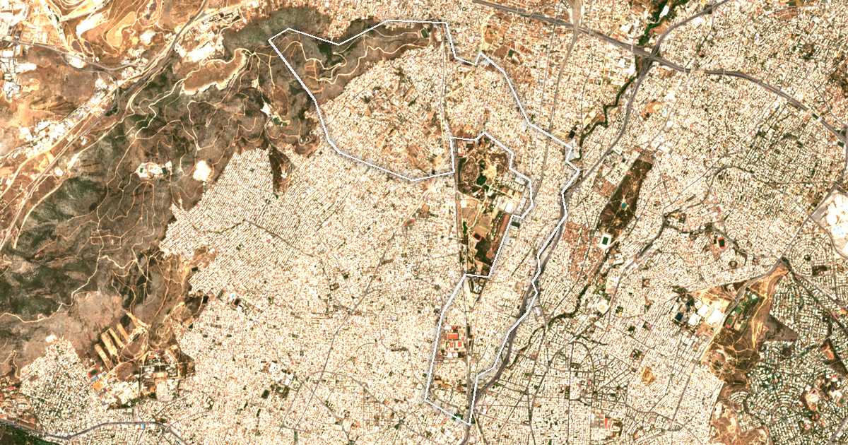 Image satellite avec la limite tracée: Ágii Anárgyri-Kamateró