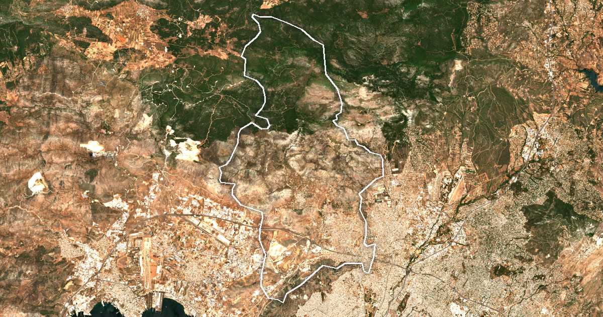 Image satellite avec la limite tracée: Phylé