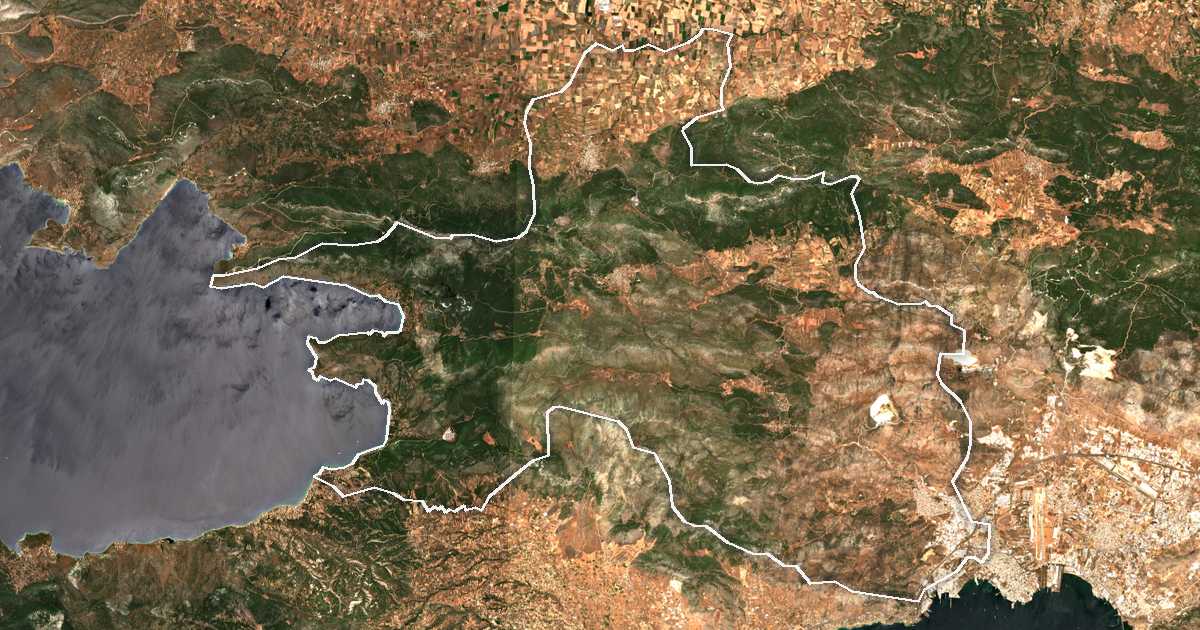 Image satellite avec la limite tracée: Mándra-Idýllia