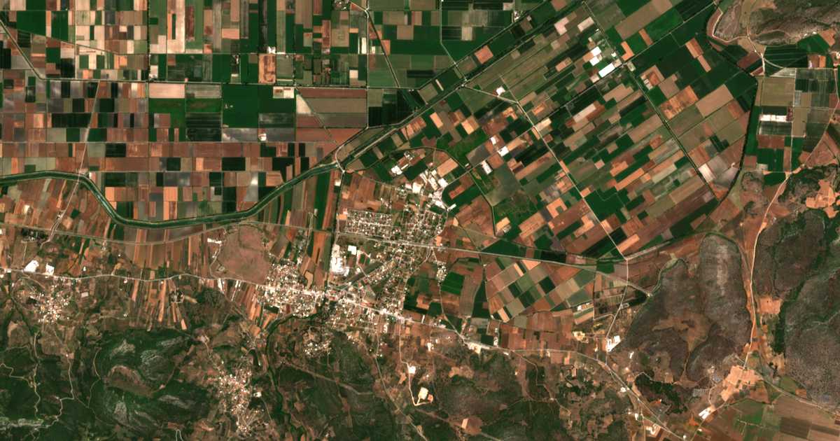 Carte satellite de Alíartos