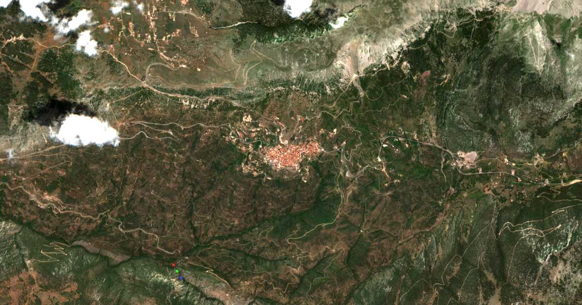 Carte satellite de Aráchova