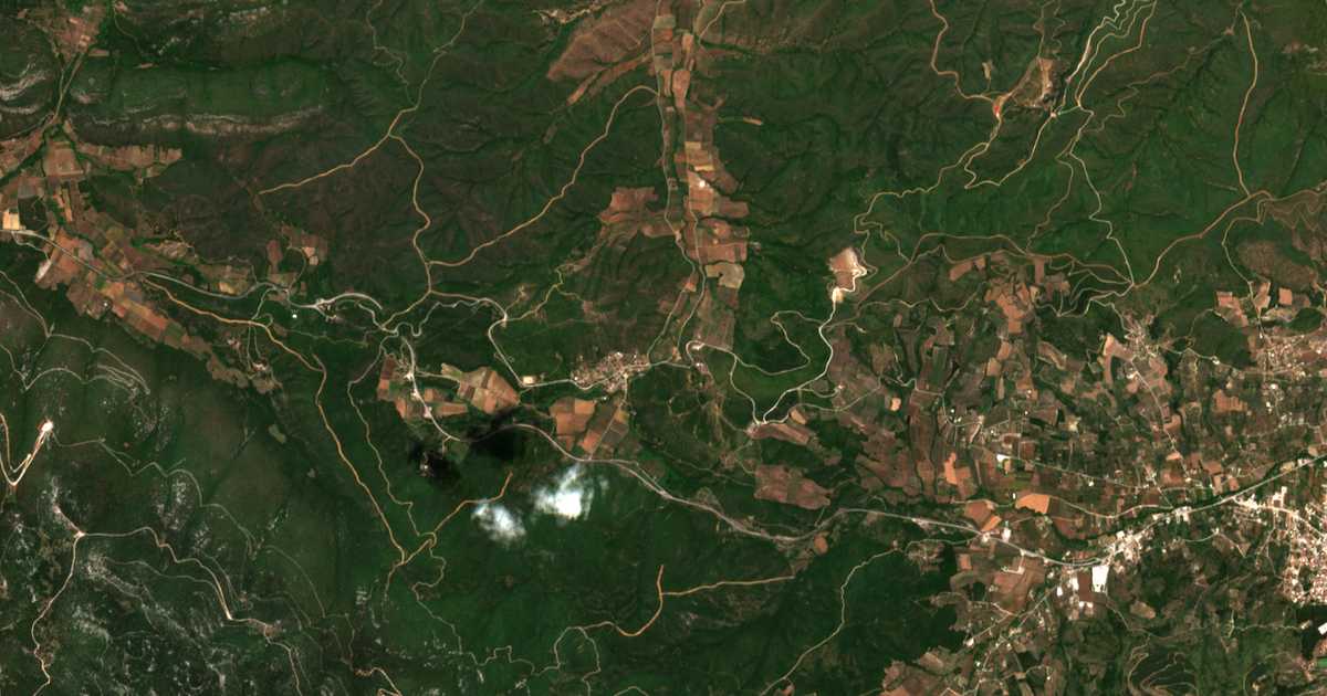 Carte satellite de Tsoukaládes