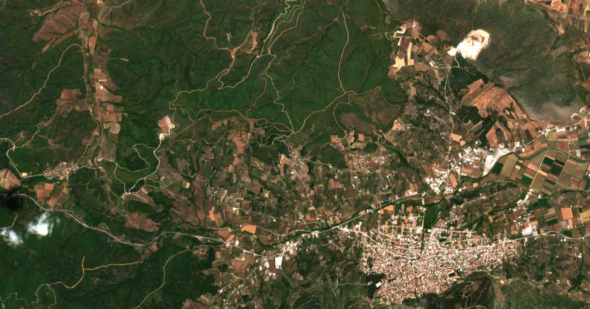 Carte satellite de Tzimaíika