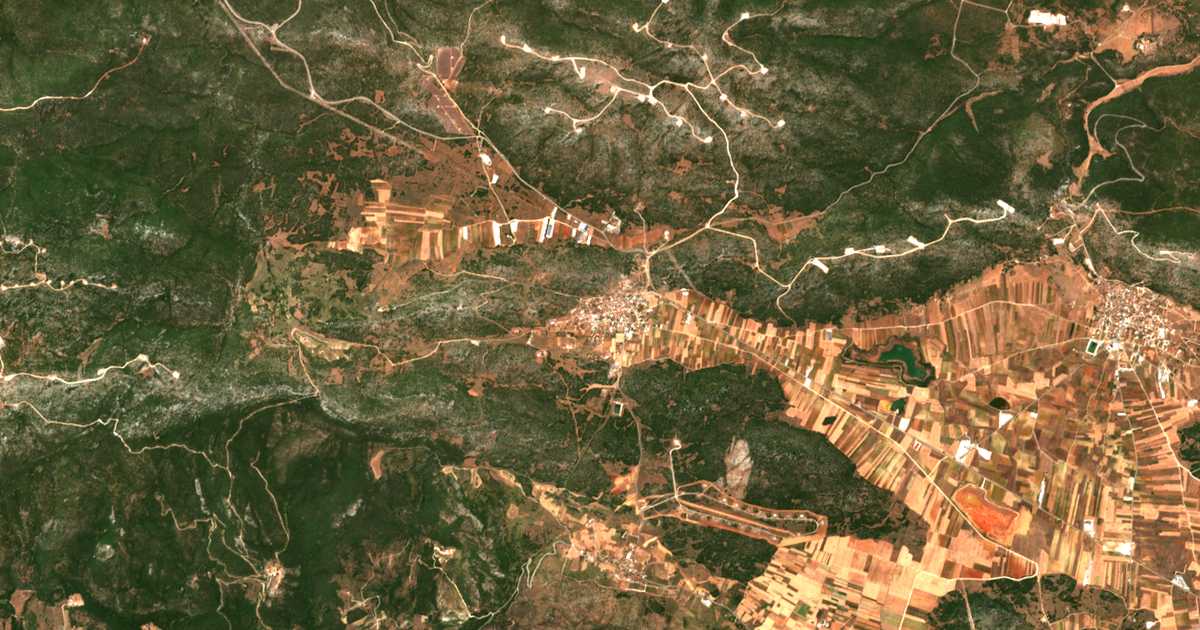 Carte satellite de Pýli