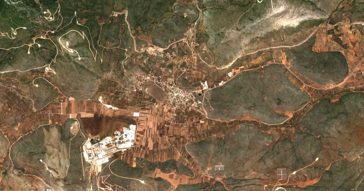 Carte satellite de Domvraína