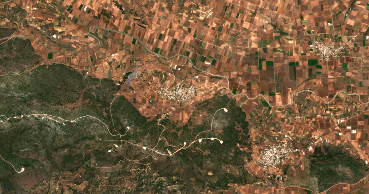 Carte satellite de Leuctres