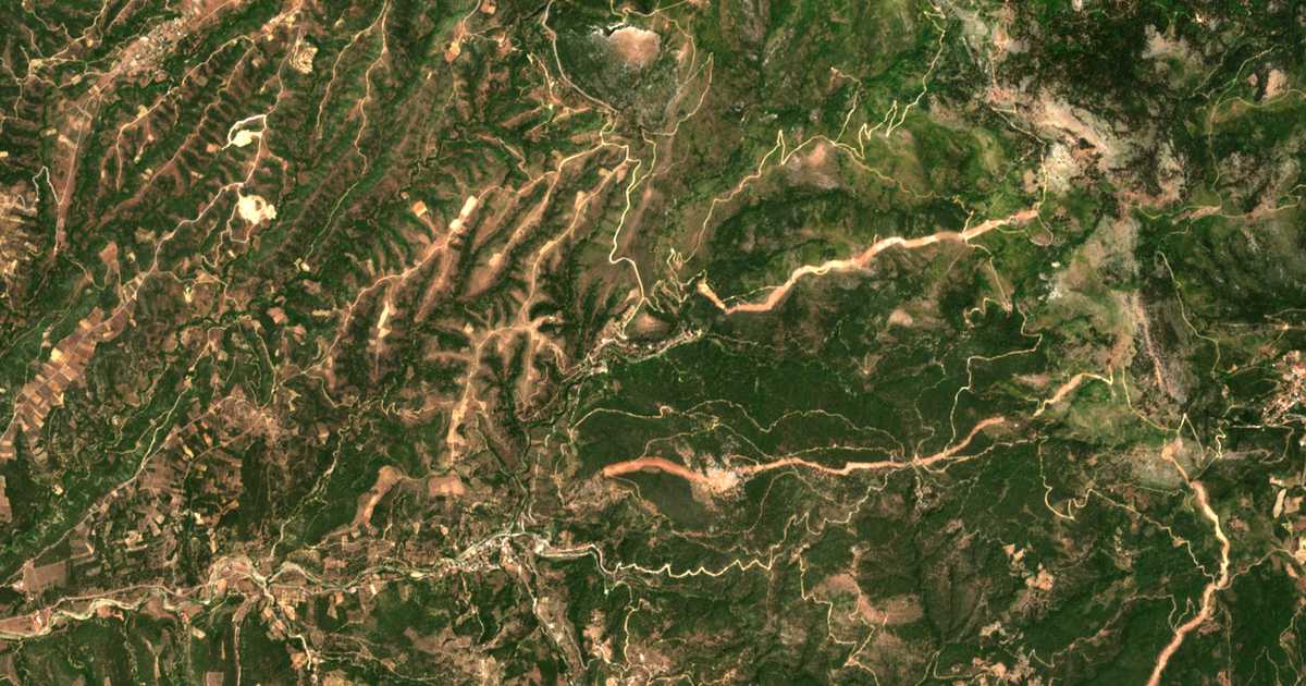 Carte satellite de Mavrópoulon