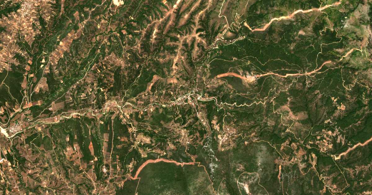 Carte satellite de Místros