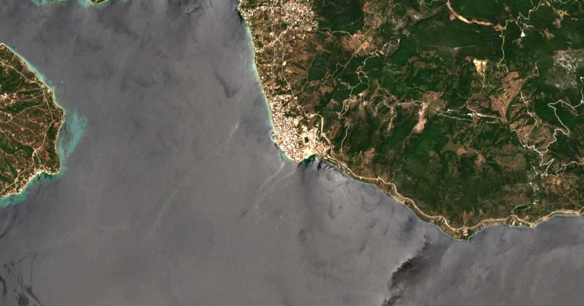 Carte satellite de Loutrá Edipsoú
