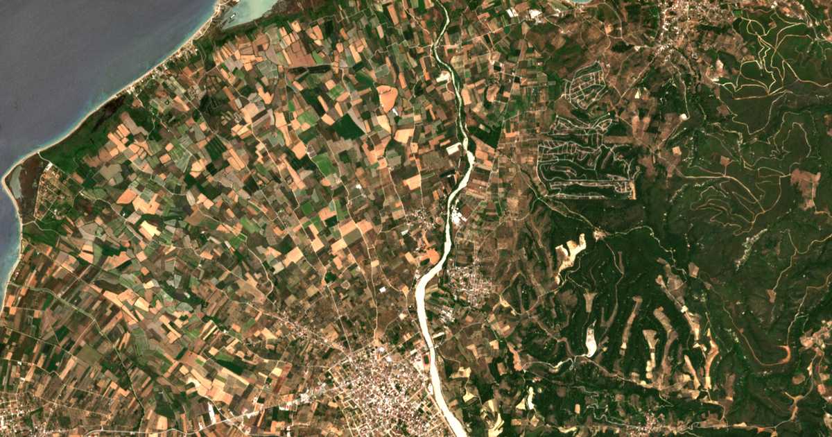 Carte satellite de Neochórion
