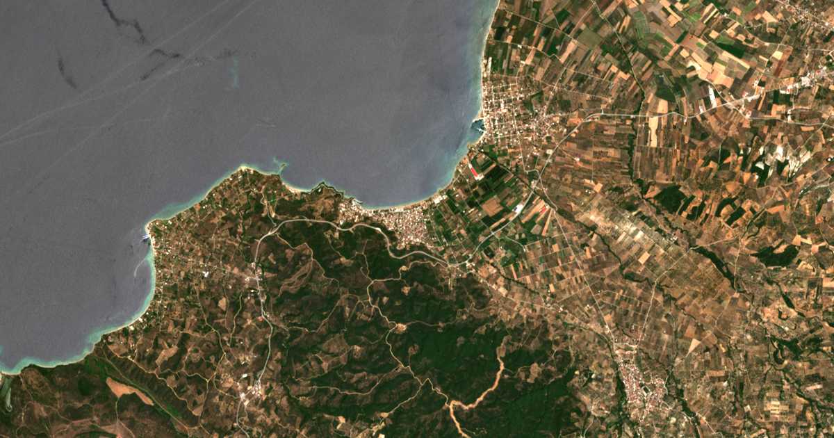Carte satellite de Néos Pýrgos