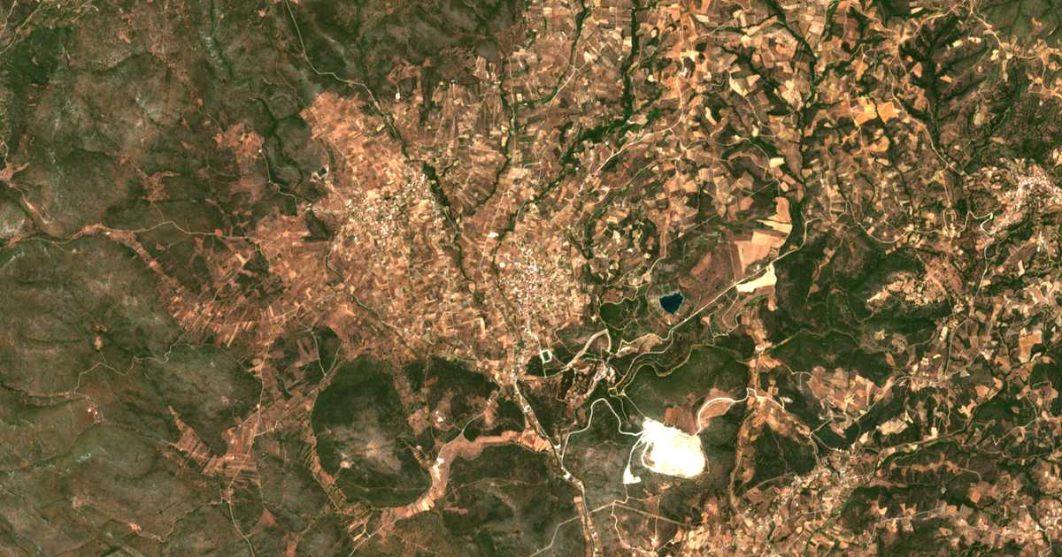 Carte satellite de Ágios Loukás