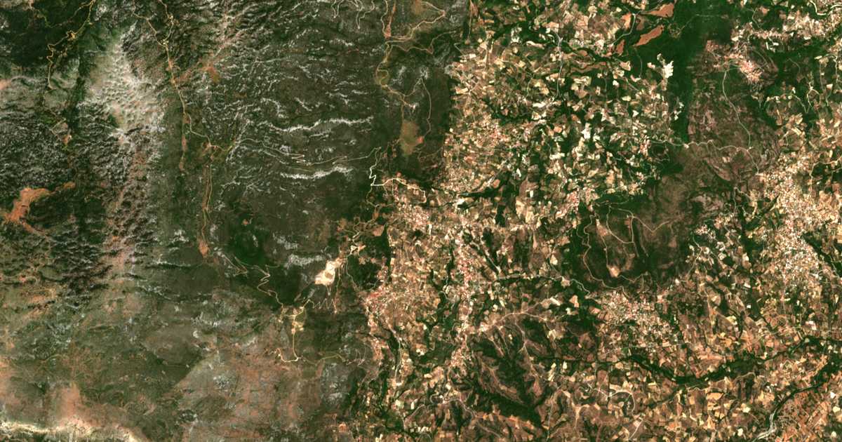 Carte satellite de Kádi