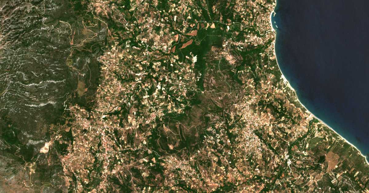 Carte satellite de Káto Kouroúni