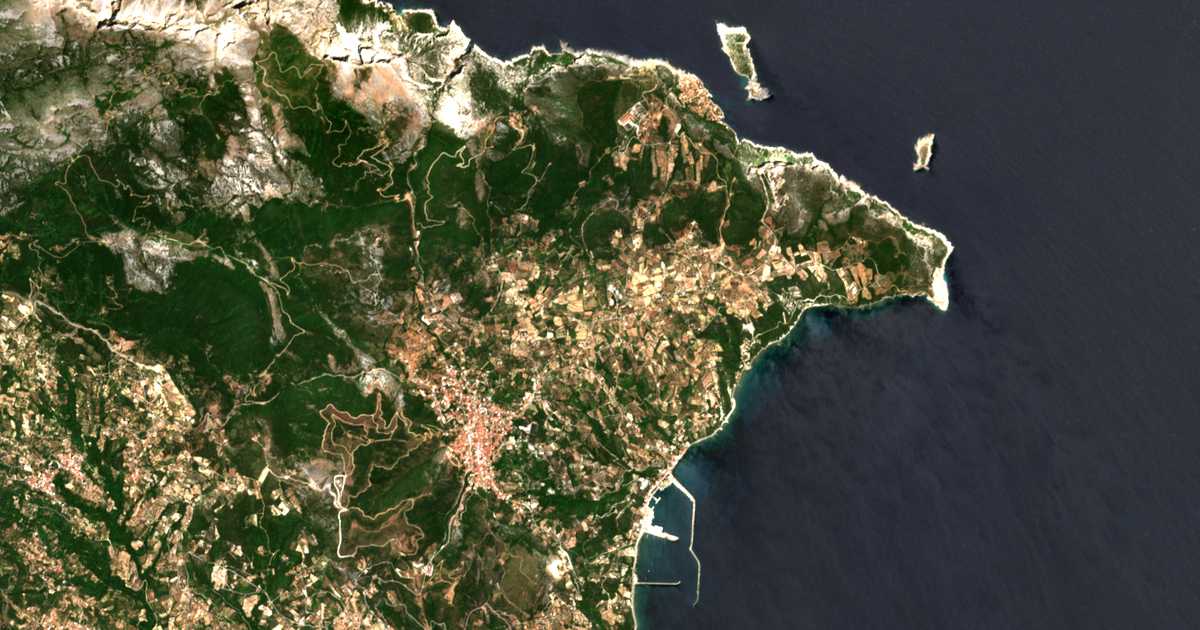 Carte satellite de Petisoúnas