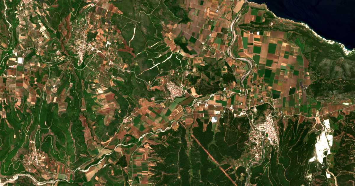 Carte satellite de Kírinthos