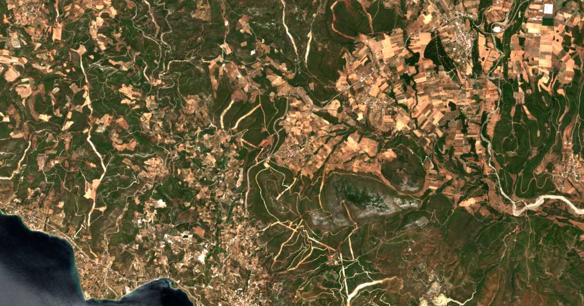 Carte satellite de Myrtiás
