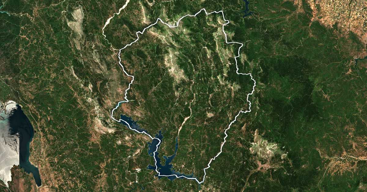 Image satellite avec la limite tracée: Ágrafa