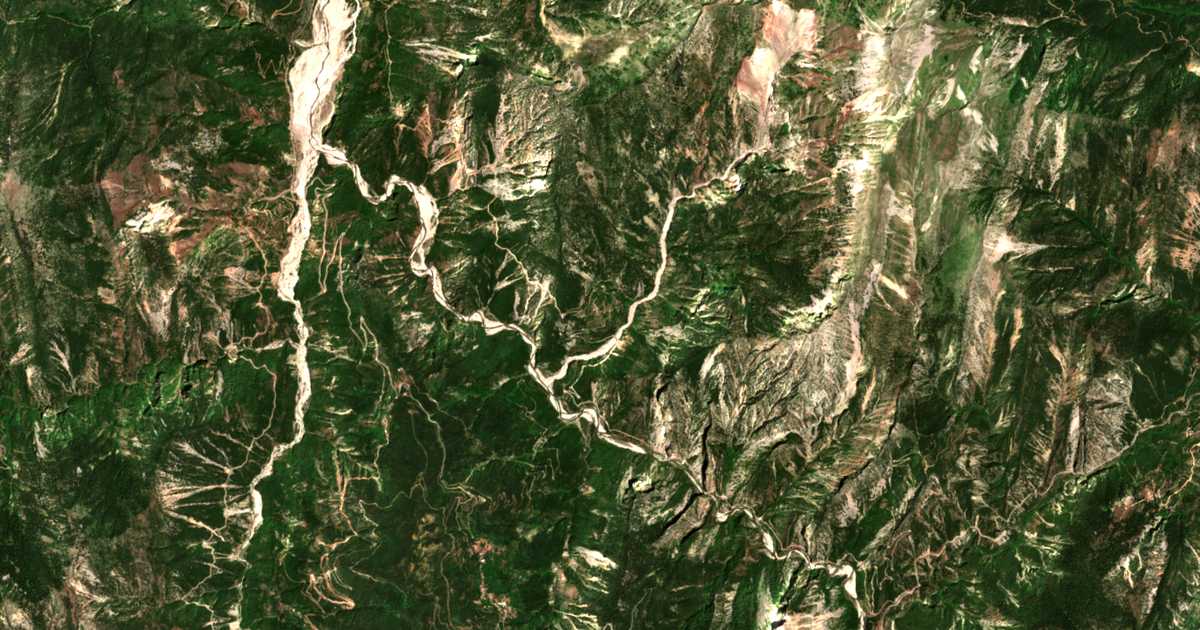 Carte satellite de Chelidón