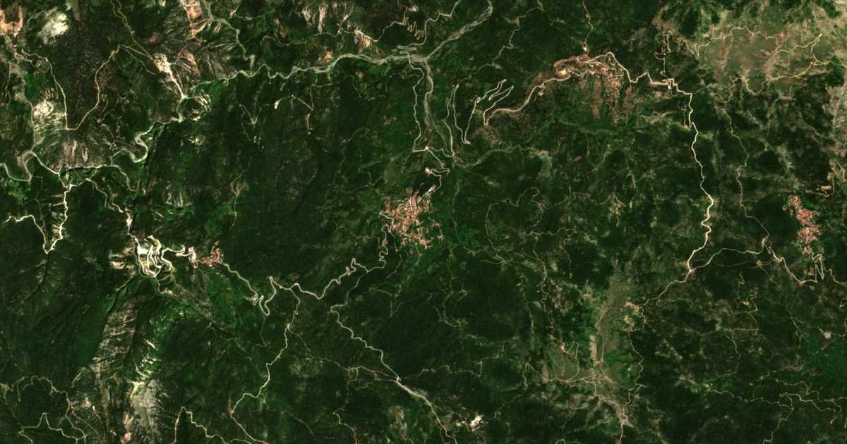 Carte satellite de Domnísta