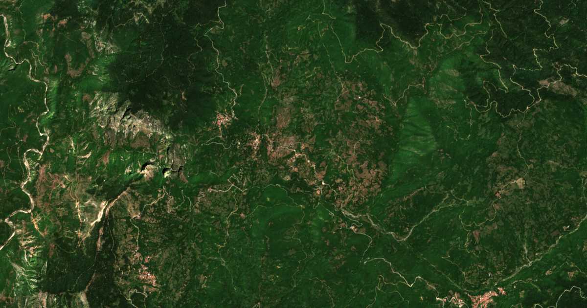 Carte satellite de Plátanos
