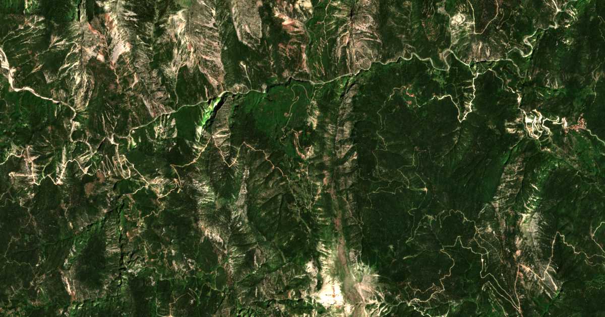 Carte satellite de Roská
