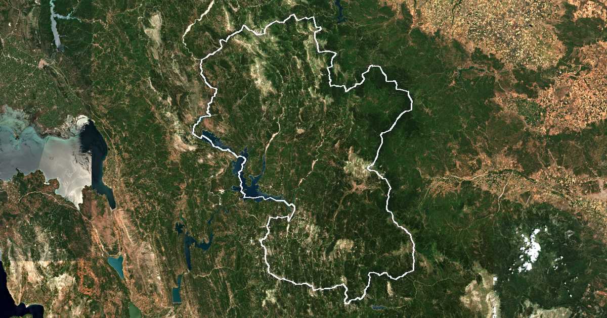 Image satellite avec la limite tracée: Eurytanie