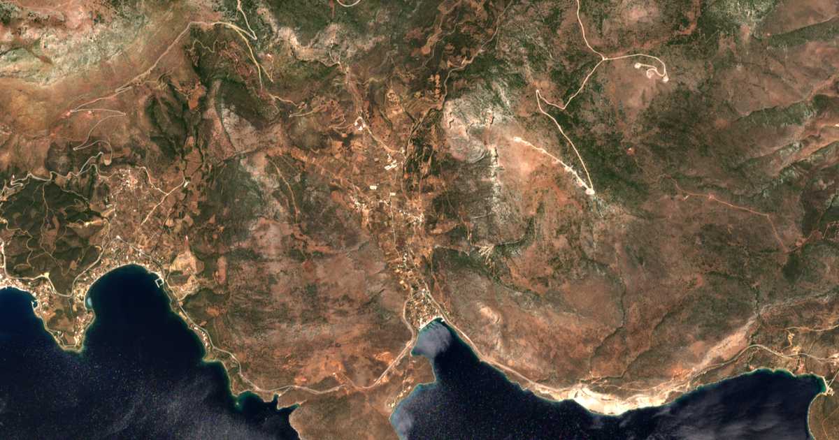 Carte satellite de Ágii Pándes